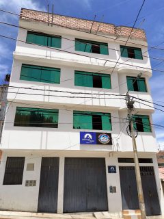 Artesonraju Hostel Huaraz
